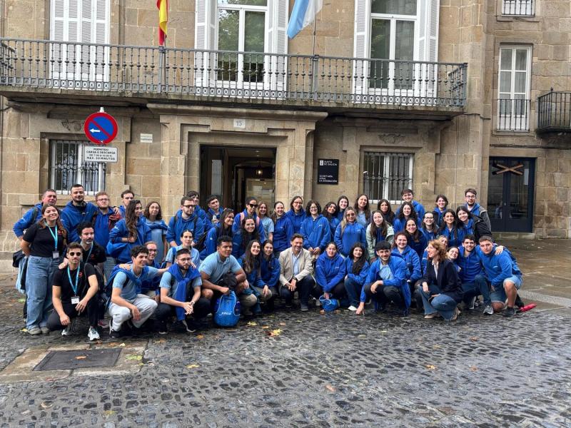 A Xunta abre hoxe o prazo de solicitudes da nova convocatoria do programa Conecta co Voluntariado en Galicia centrado na mocidade galega no exterior.