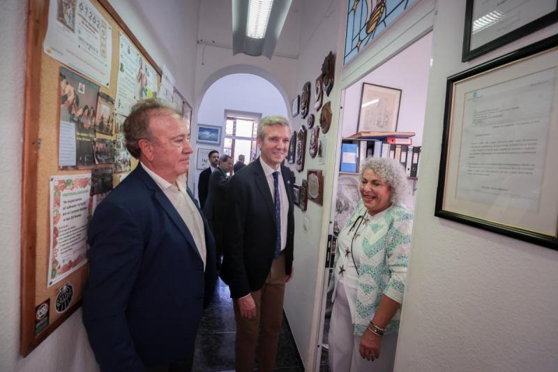 Rueda visita el Centro Gallego de Santa Cruz de Tenerife
