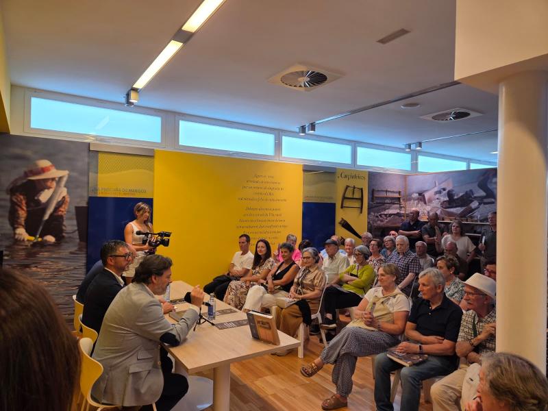 A Xunta pon de relevo no Porto do Son a importancia de preservar a memoria da emigración como parte do patrimonio colectivo de Galicia.