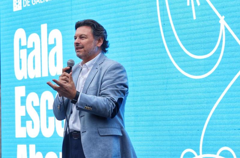 Miranda: “Escolas Abertas é o mellor exemplo de como Galicia mantén viva a súa cultura en calquera recuncho do mundo”.