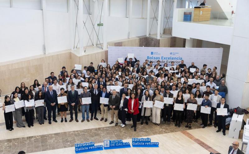 A Xunta impulsa a décima convocatoria das bolsas BEME consolidando un programa de referencia para o retorno de 250 novos mozos do exterior que no próximo curso realizarán mestrados nas universidades galegas.