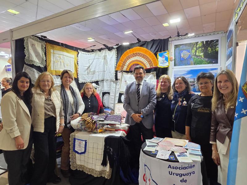 O secretario xeral da Emigración, Antonio Rodríguez Miranda, durante a súa visita á Feira Expo Prado 2026, en Montevideo (Uruguai)