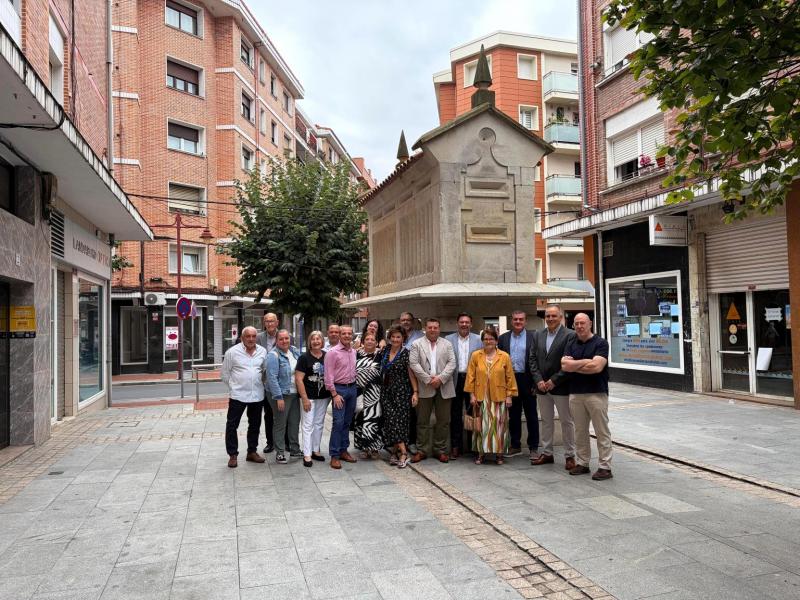 Miranda felicita al Centro Galego de Bizkaia en Barakaldo por “125 años llevando la identidad gallega por el País Vasco”.