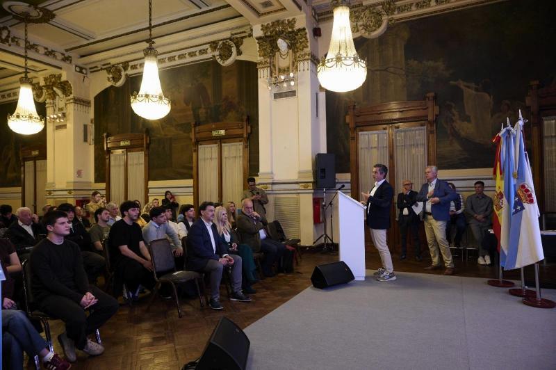 Miranda celebra el éxito del programa Conecta con Galicia en el Camino como muestra de la ilusión de retorno de los gallegos del exterior.