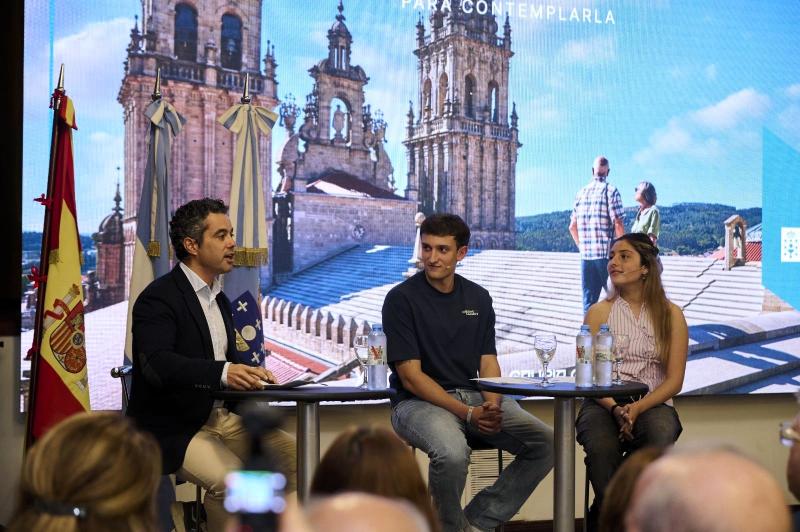 La Xunta invita en Argentina a vivir un Xacobeo 2027 abierto al mundo y asentado en los valores del encuentro, la convivencia y la participación.