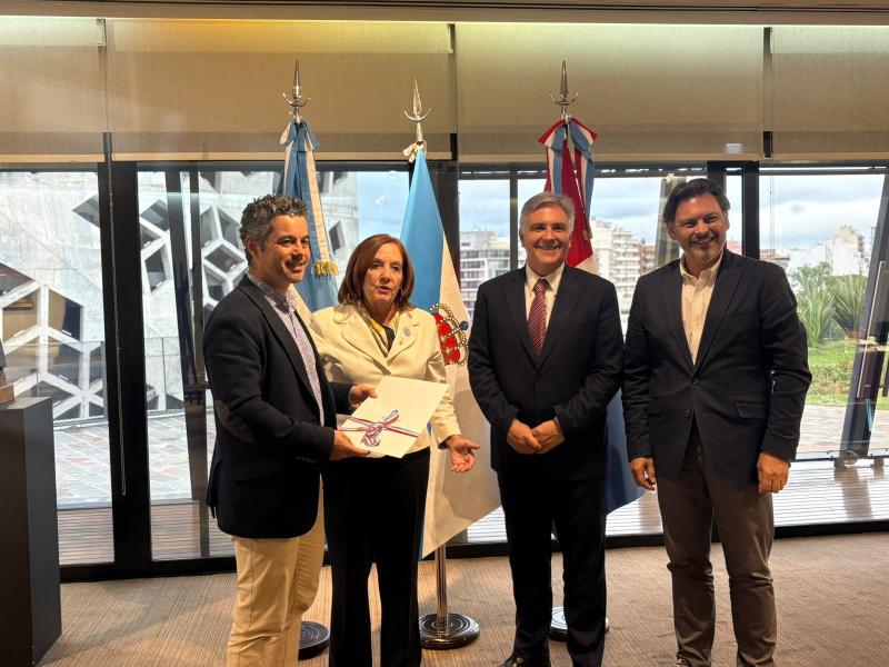 Reunión del secretario xeral da Emigración con el gobernador de Córdoba y visita al Centro “El Camino de Brochero”