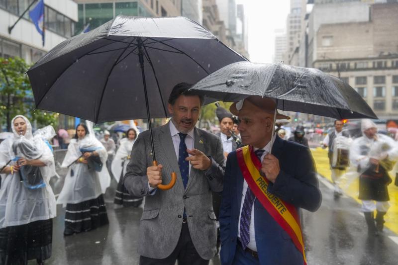 Desfile do Día da Hispanidade en Nova York.