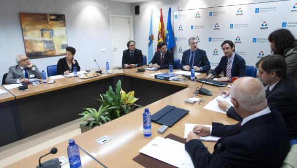 Conde destaca la cooperación de los gallegos y las gallegas en el exterior como clave para identificar nuevos mercados para Galicia Conde destaca la cooperación de los gallegos y las gallegas en el exterior como