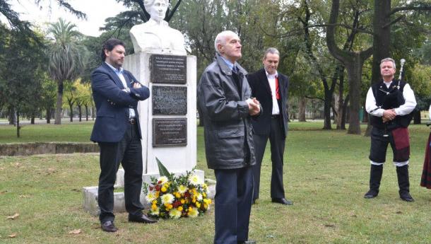 El Centro Gallego de Rosario homenajeó a Rosalía de Castro