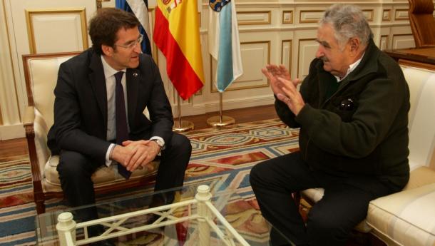 Feijóo y Mujica apuestan por dar carácter de estabilidad a las relaciones económ