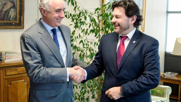 Miranda se entrevista con los directores generales para Iberoamérica y de Españoles en el Exterior y de Asuntos Consulares y Migratorios, del Gobierno Central Miranda se entrevista con los directores generales para Iberoamérica y de Españoles en el Exterior y de Asuntos Consulares y Migratorios, del Gobierno Central