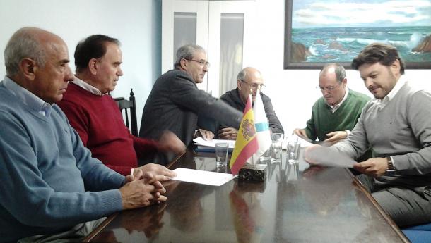 O Centro Galego de Móstoles presentou a Miranda as actividades previstas para este ano