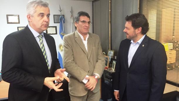 Miranda alaba la "ilusión y fortaleza" con las que los gallegos y las gallegas de la Argentina afrontan la segunda edición del 'Buenos Aires celebra Galicia'