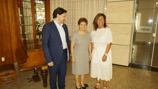 Rodríguez Miranda compromete o mantemento do apoio da Xunta á comunidade galega con presenza en Río de Xaneiro Rodríguez Miranda compromete o mantemento do apoio da Xunta á comunidade galega con presenza en Río de Xaneiro