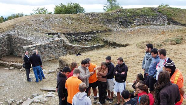 Aberto o prazo de solicitudes para o programa ‘Conecta con Galicia’ de Emigración, que posibilita a convivencia de 196 descendentes de persoas galegas con mozos e mozas residentes na Comunidade Aberto o prazo de solicitudes para o programa ‘Conecta con Galicia’ de Emigración, que posibilita a convivencia de 196 descendentes de persoas galegas con mozos e mozas residentes na Comunidade