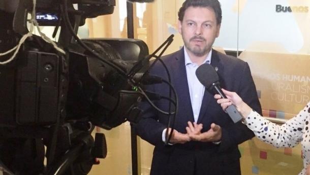 Los presupuestos de Emigración garantizan la especial protección de las y los gallegos del Exterior en situación de desventaja Los presupuestos de Emigración garantizan la especial protección de las y los gallegos del Exterior en situación de desventaja