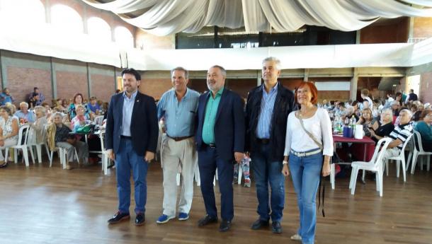 Miranda califica la diáspora en Uruguay de exponente “claro de nuestra capacidad como pueblo para construir y desarrollar” los lugares en los que las y los gallegos se asientan Miranda califica la diáspora en Uruguay de exponente “claro de nuestra capacidad como pueblo para construir y desarrollar” los lugares en los que las y los gallegos se asientan