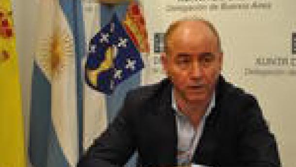 Santiago Camba reafirma en Bos Aires o “compromiso da Xunta de Galicia co hospital do Centro Galego e cos seus asociados”.