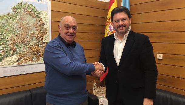 Miranda aplaude a recuperación do Centro Gallego de Santa Fe, que está a converterse nun referente cultural da cidade arxentina Miranda aplaude a recuperación do Centro Gallego de Santa Fe, que está a converterse nun referente cultural da cidade arxentina