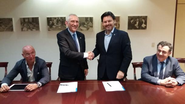 Miranda solicita á Fundación España Saúde (FES) que avance no traballo de carácter social para os galegos de Venezuela