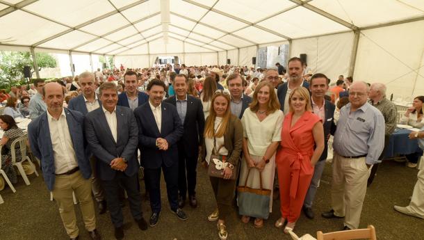 Miranda asiste á Romaría Abanca Internacional, que este ano elixiu Ribadavia para celebrar a súa cuarta edición Miranda asiste á Romaría Abanca Internacional, que este ano elixiu Ribadavia para celebrar a súa cuarta edición