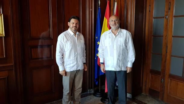 Miranda inicia a súa viaxe a Cuba cunha reunión co novo embaixador de España na república centroamericana Miranda inicia a súa viaxe a Cuba cunha reunión co novo embaixador de España na república centroamericana