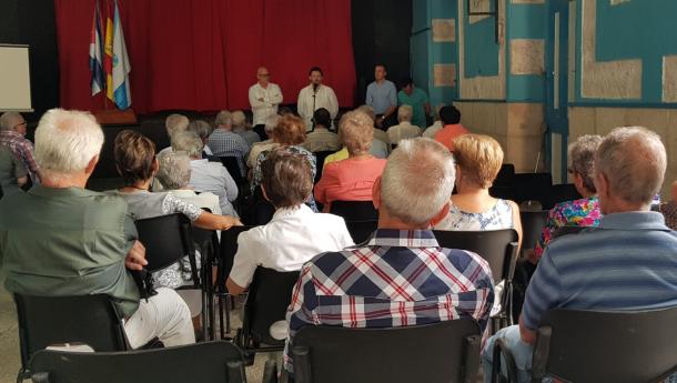 Miranda agradece ás sociedades galegas de Cuba o seu labor de colaboración coa Xunta na atención das e dos galegos da illa Miranda agradece ás sociedades galegas de Cuba o seu labor de colaboración coa Xunta na atención das e dos galegos da illa