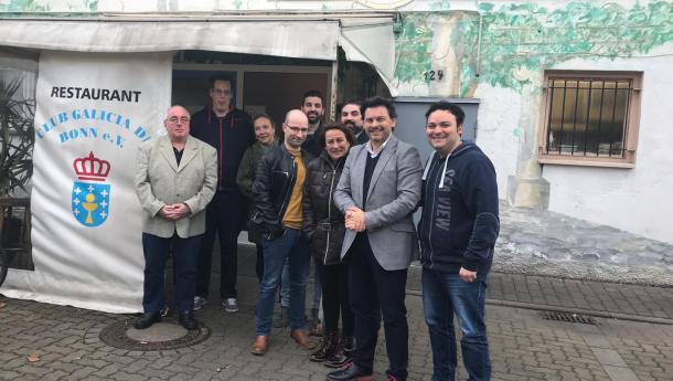 Miranda se reúne con representantes de los centros gallegos de Alemania para informar de las ayudas vigentes para entidades y gallegas y gallegos del exterior Miranda se reúne con representantes de los centros gallegos de Alemania para informar de las ayudas vigentes para entidades y gallegas y gallegos del exterior
