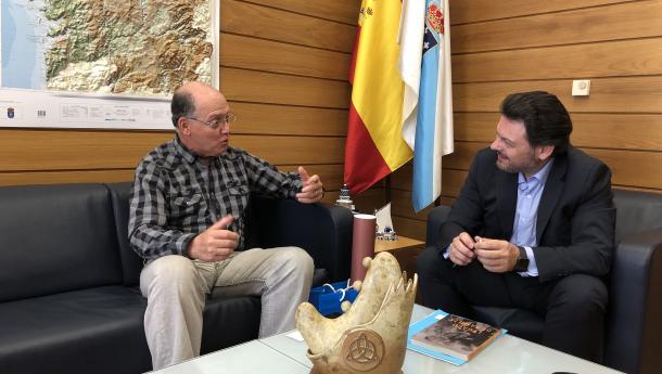 Miranda fija con la nueva directiva del Lar Gallego de Chile las líneas de colaboración en materia cultural para este año