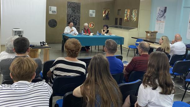 Miranda mantiene un encuentro con el Presidente de la Federación de Sociedades Galegas