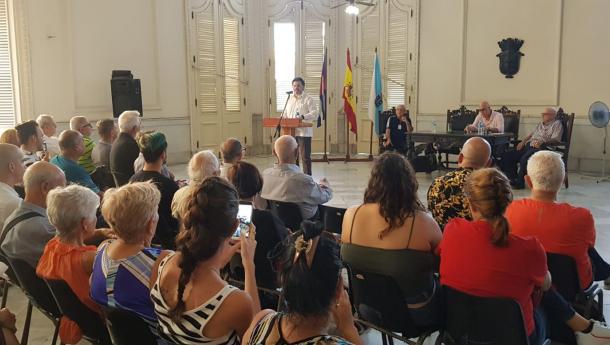 Miranda traslada a la colectividad en Cuba los programas de actuación que tienen a su disposición