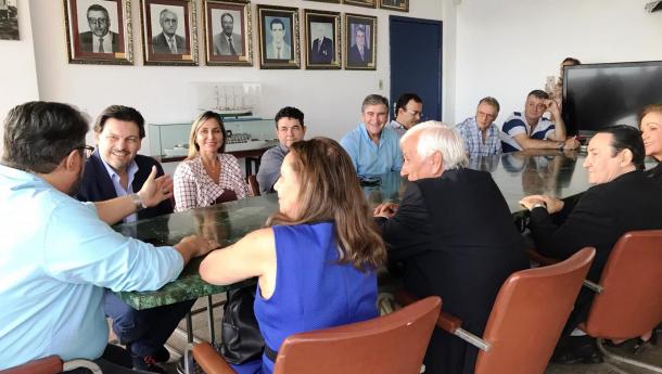 Miranda inicia a súa primeira viaxe do ano ao Brasil para avaliar a situación da colectividade e dar a coñecer os programas de actuación previstos para este ano