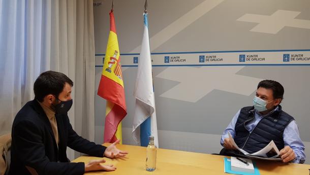 Miranda analiza con el director del CDG una futura colaboración para acercar el teatro de Galicia a los gallegos y gallegas del exterior