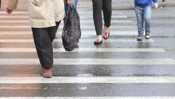 Emigración convoca ayudas económicas individuales por 2,7M€ para las familias gallegas del exterior en situación de vulnerabilidad, en especial ante las circunstancias de la covid-19