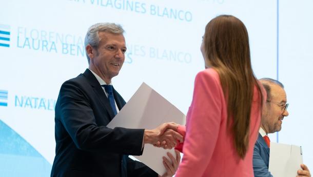 Emigración publica una selección de las fotografías del acto de entrega de los diplomas a las becarias y becarios beneficiarios de la 5ª edición de las BEME