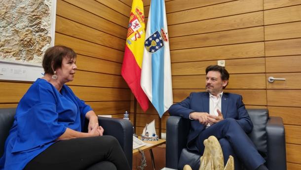 Miranda recibe a la nueva presidenta de la Hermandad Gallega de Venezuela en la sede de la Secretaría Xeral da Emigración