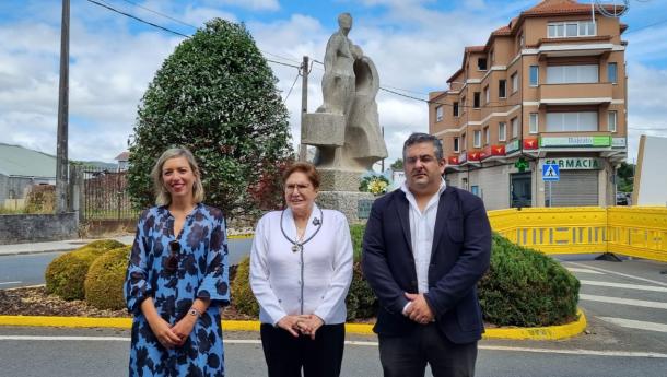 Emigración participa en la Ofrenda Floral al Emigrante que celebra el Ayuntamiento de Val do Dubra