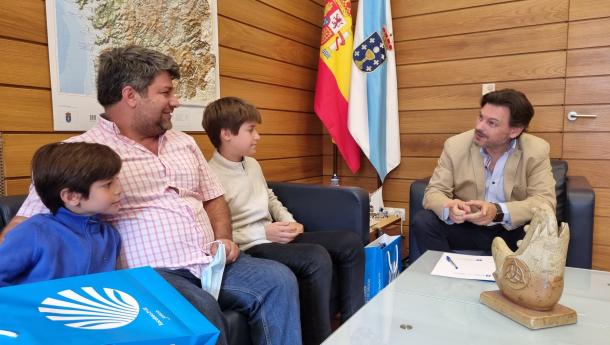 Miranda recibió al Presidente de la Sociedad Española de La Chorrera de Panamá que cuenta con importantes lazos culturales con Galicia