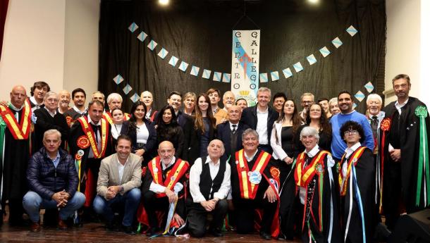 Rueda visita el Centro Gallego de Comodoro Rivadavia en su viaje por Argentina