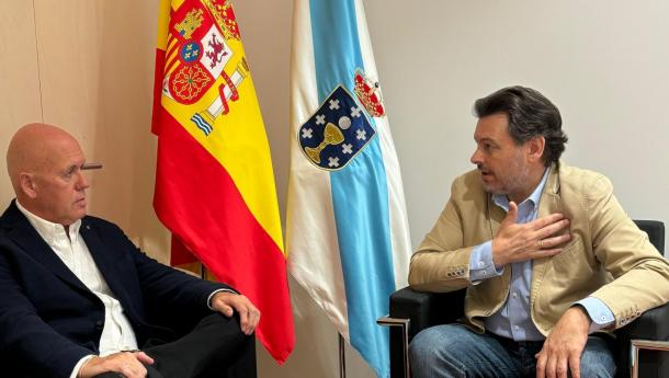 Miranda traslada al presidente de la Federación de Sociedades Gallegas en Cuba el apoyo de la Xunta a la comunidad gallega en la isla