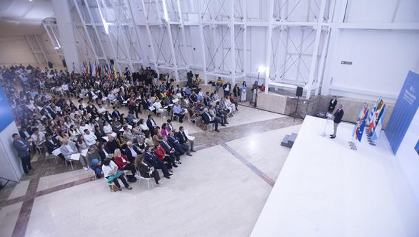 La Xunta pone de relieve que los 250 mejores expedientes de los gallegos del exterior procedentes de 22 países cursarán con una bolsa BEME un máster en Galicia