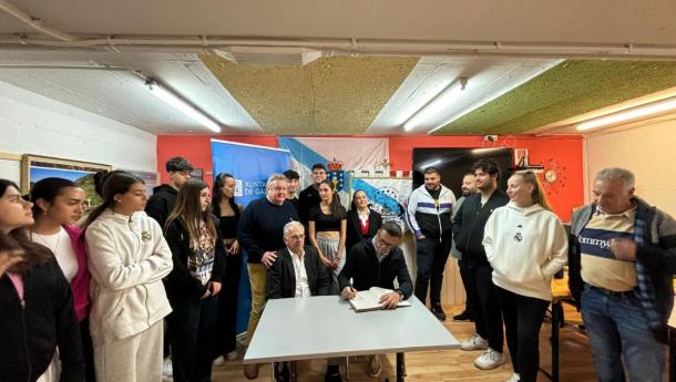 José González destaca o compromiso da Xunta coa comunidade galega en Suíza e realza o traballo das entidades galegas do exterior a prol da nosa cultura
