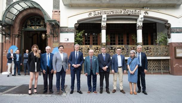 Rueda destaca en Argentina las oportunidades laborales que ofrece el tejido empresarial autonómico para los gallegos retornados