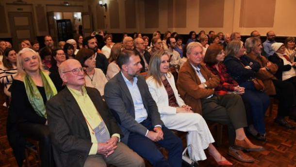 La delegada de la Xunta en Uruguay destaca el papel de las mujeres en la tradición oral gallega durante los actos de las Letras Gallegas en Montevideo